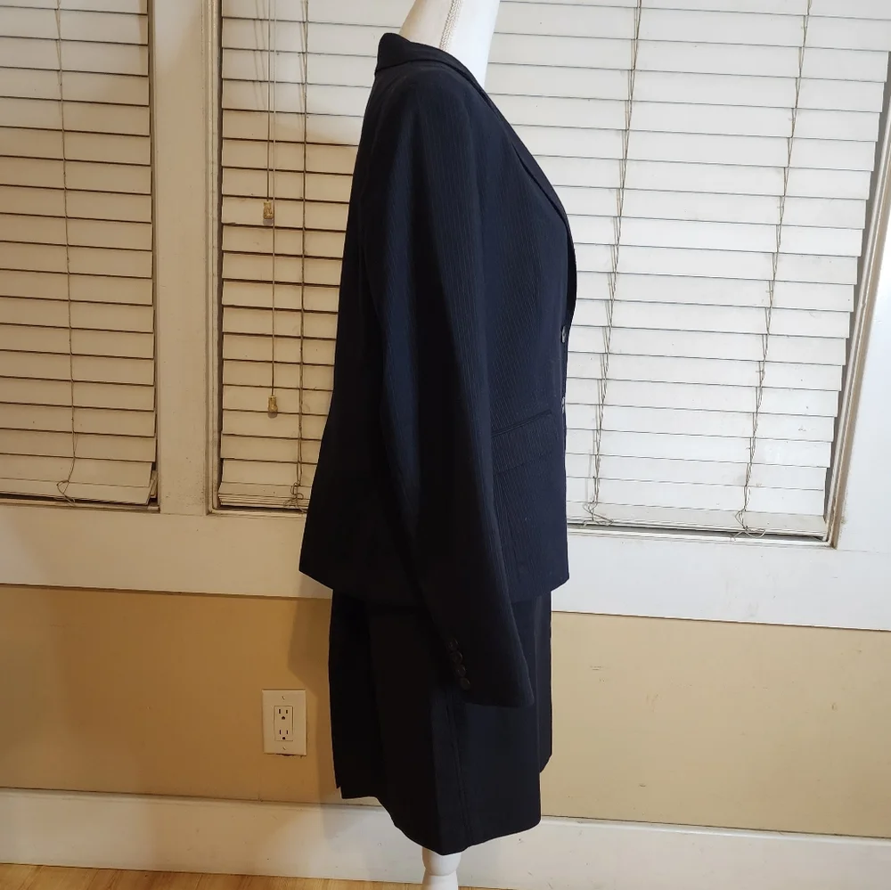 New York & Co Women's Two-piece Suit - Picture 6 of 14